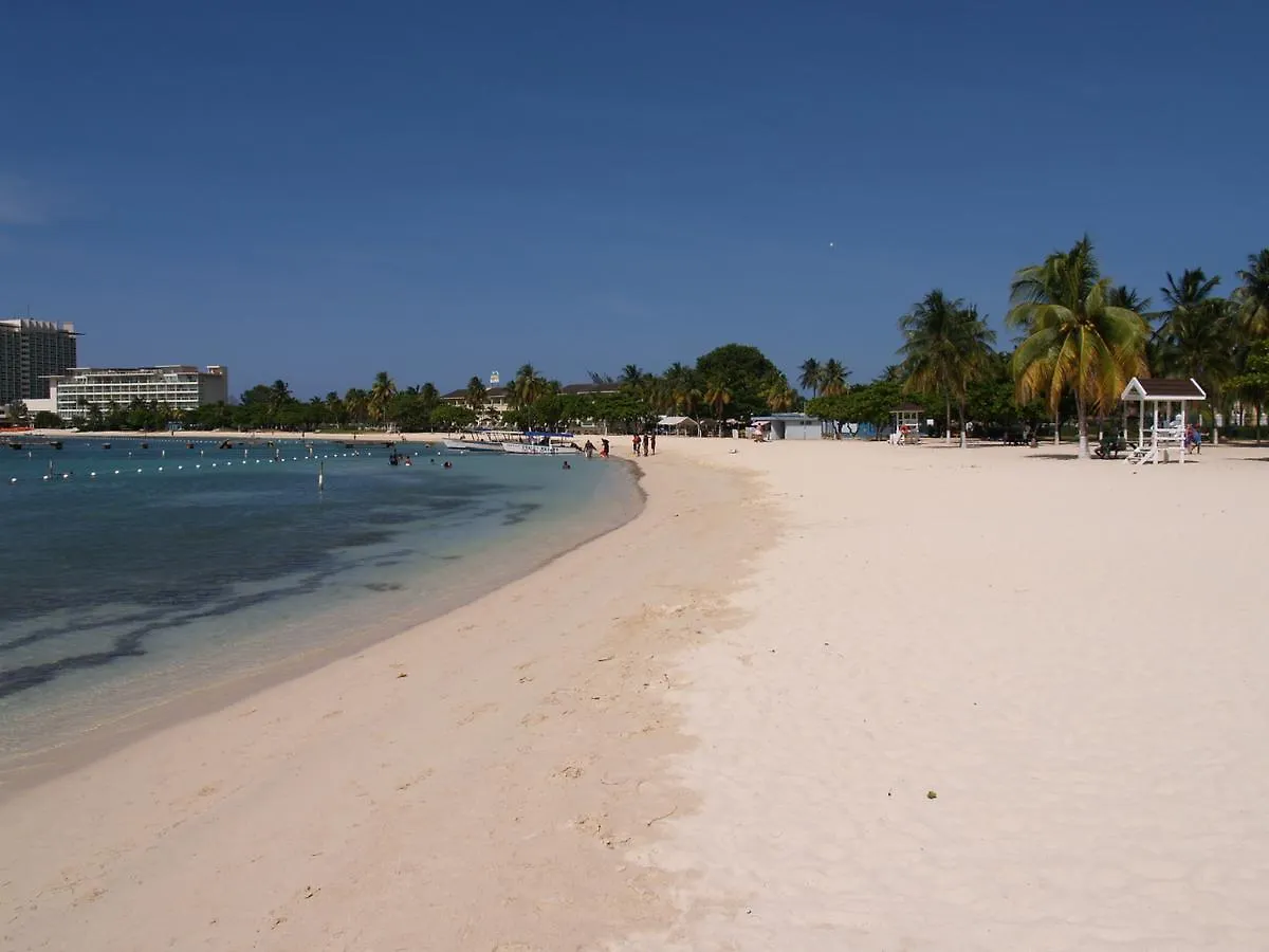 Lägenhetshotell Sandcastles Resort, Ocho Rios Jamaica