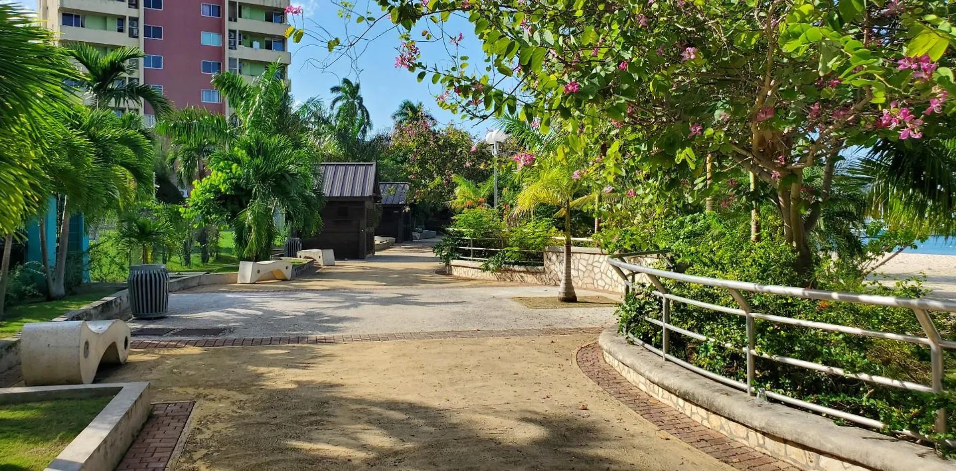 Aparthotel Sandcastles Resort, Ocho Rios